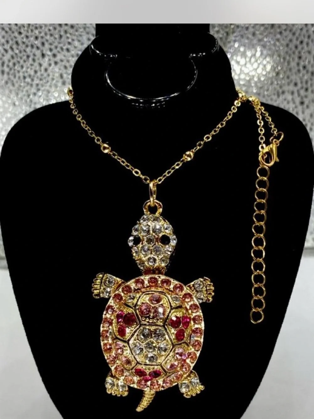 Ladies ^^^ Gold Turtle 3d 3”  Pendant Necklace ^^^ Iced Pink /  Red Crystals *^*